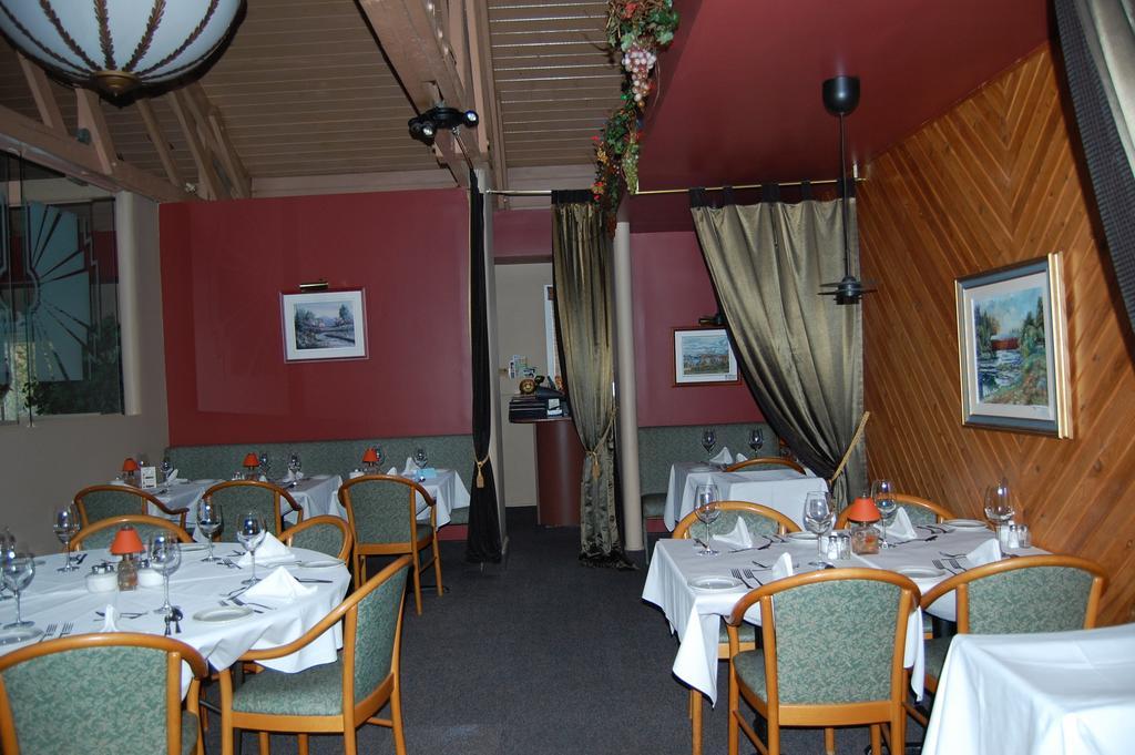 Auberge Godard Nominingue Exterior photo